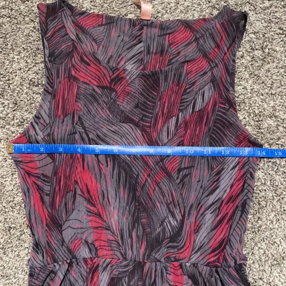 Sleeveless pattern peplum top - Picture 4 of 5